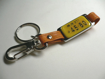 �I���W�i���i���o�[�v���[�g�L�[�z���_�[�V���[�g